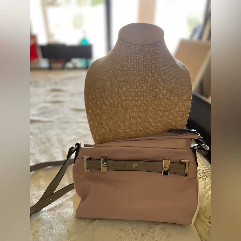 Jlo/Jennifer Lopez lavender purse - Picture 4 of 4